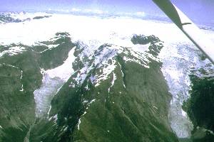 flug05.jpg (61911 Byte)